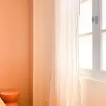 Large House, Very High Standing *
