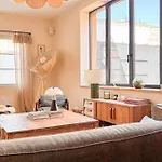 Large House, Very High Standing ヴィラ ボルドー