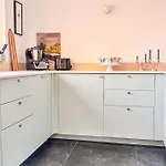 Large House, Very High Standing ヴィラ ボルドー