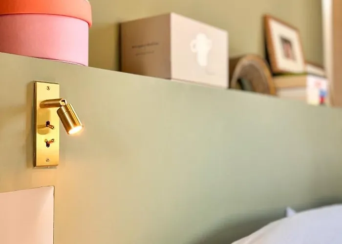 Villa Large House, Very High Standing *