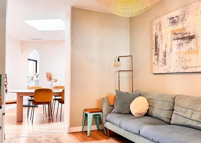 Villa Large House, Very High Standing Burdeos